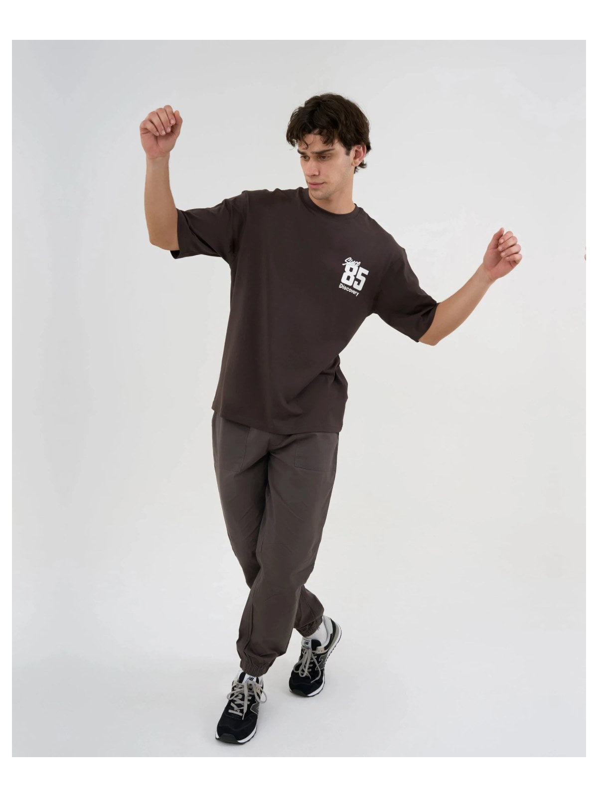 DISCOVERY Men’s 1985 Graphic Tee
