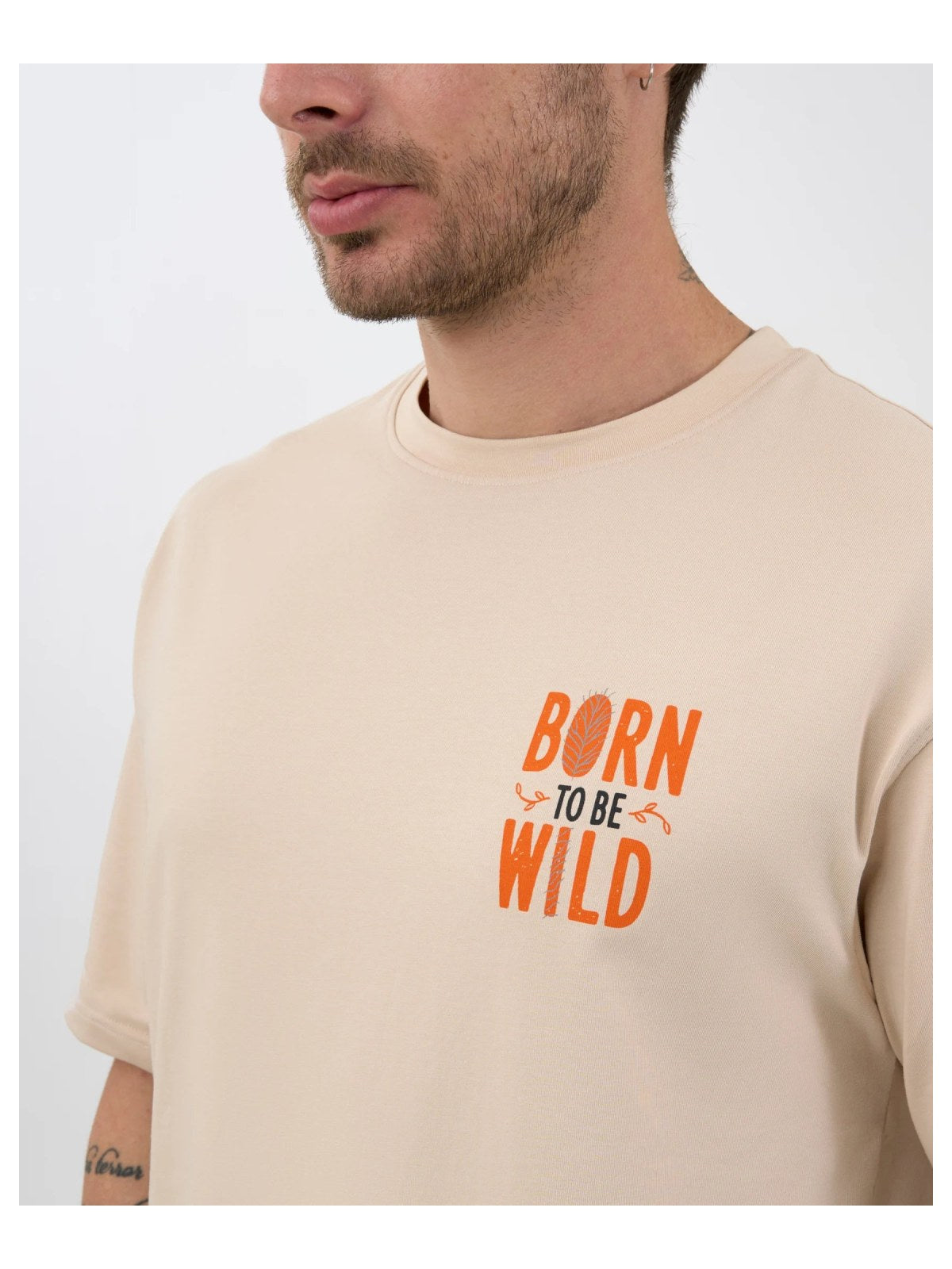 DISCOVERY Men’s Born To Be Wild Graphic Tee