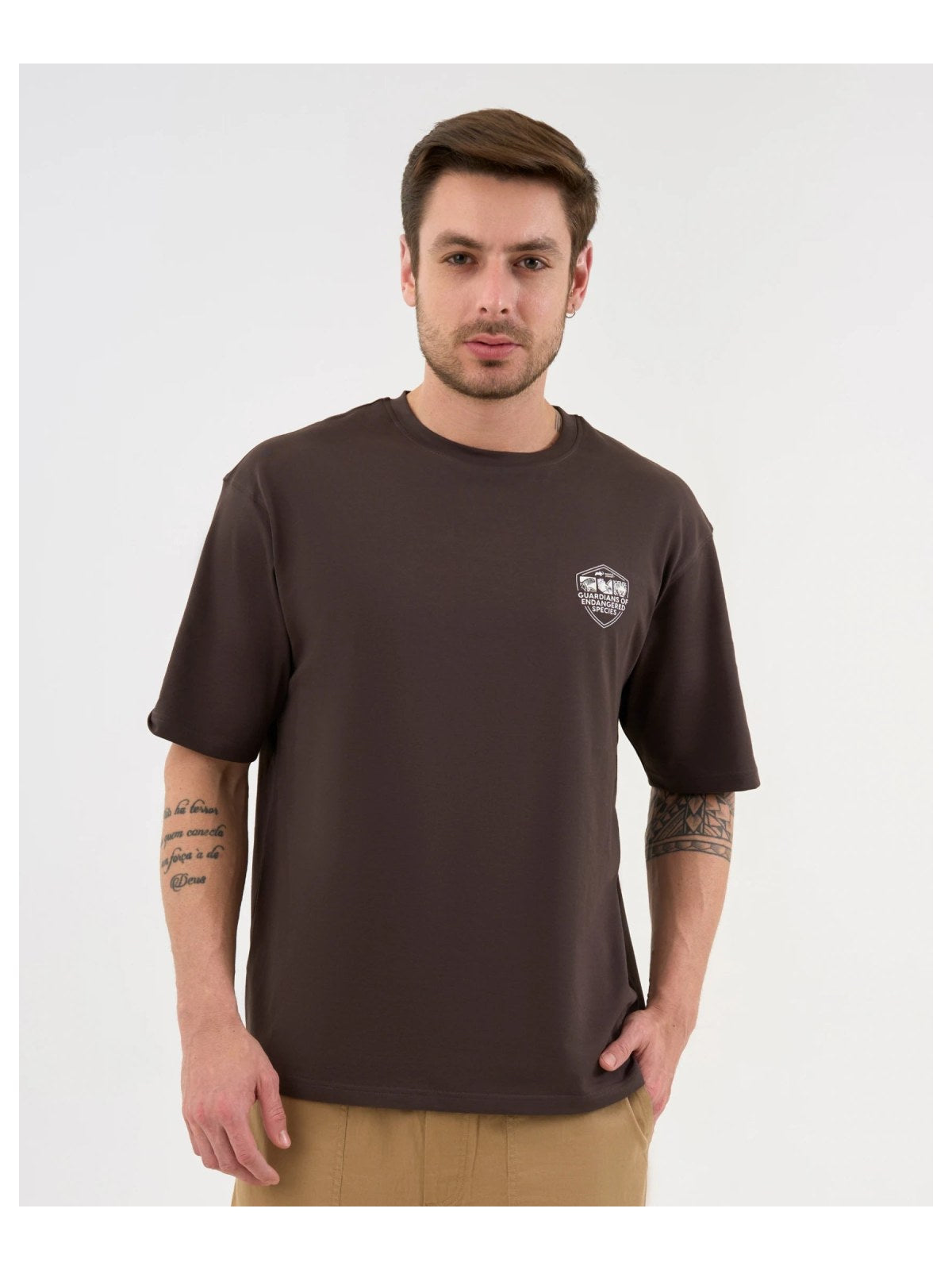 DISCOVERY Men’s Jaguar Graphic Tee