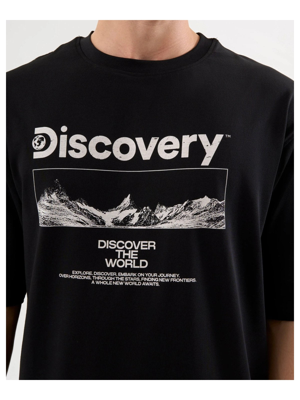 DISCOVERY Men’s Moon Explorer Graphic Tee
