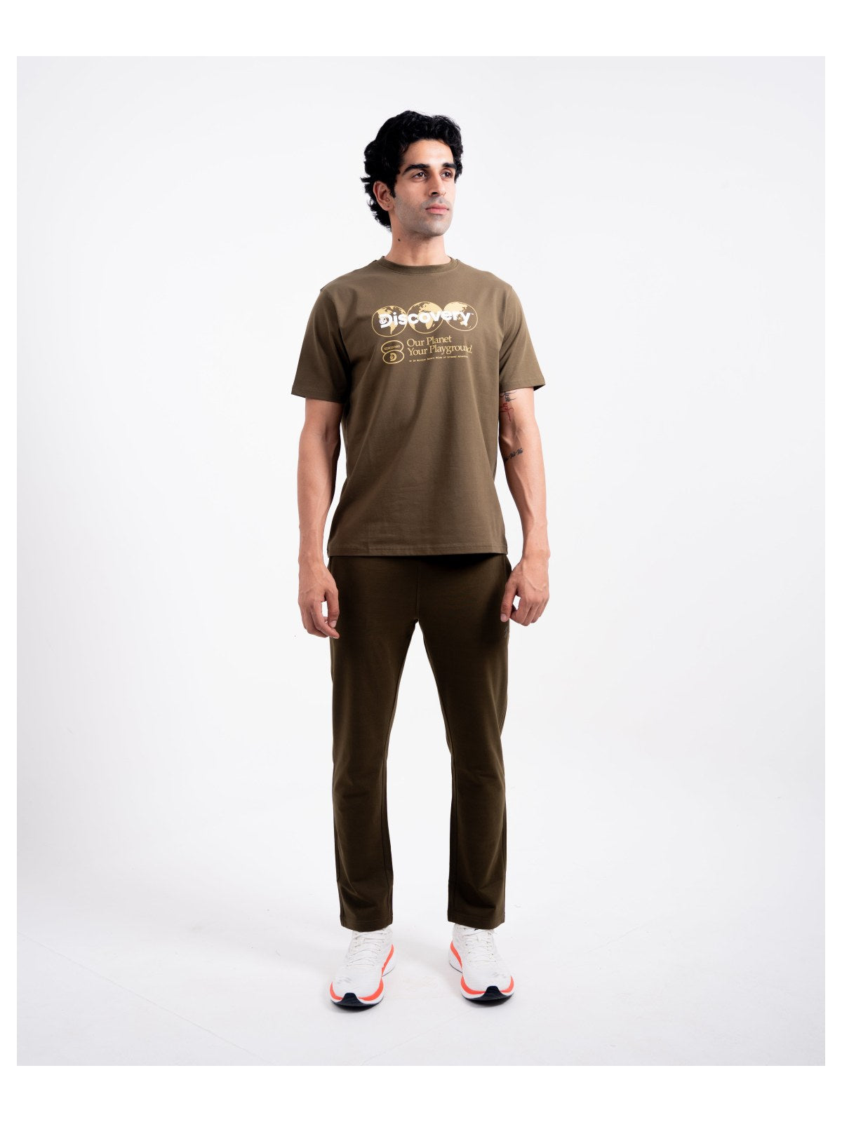 DISCOVERY Men`s Planet Playground Graphic Tee