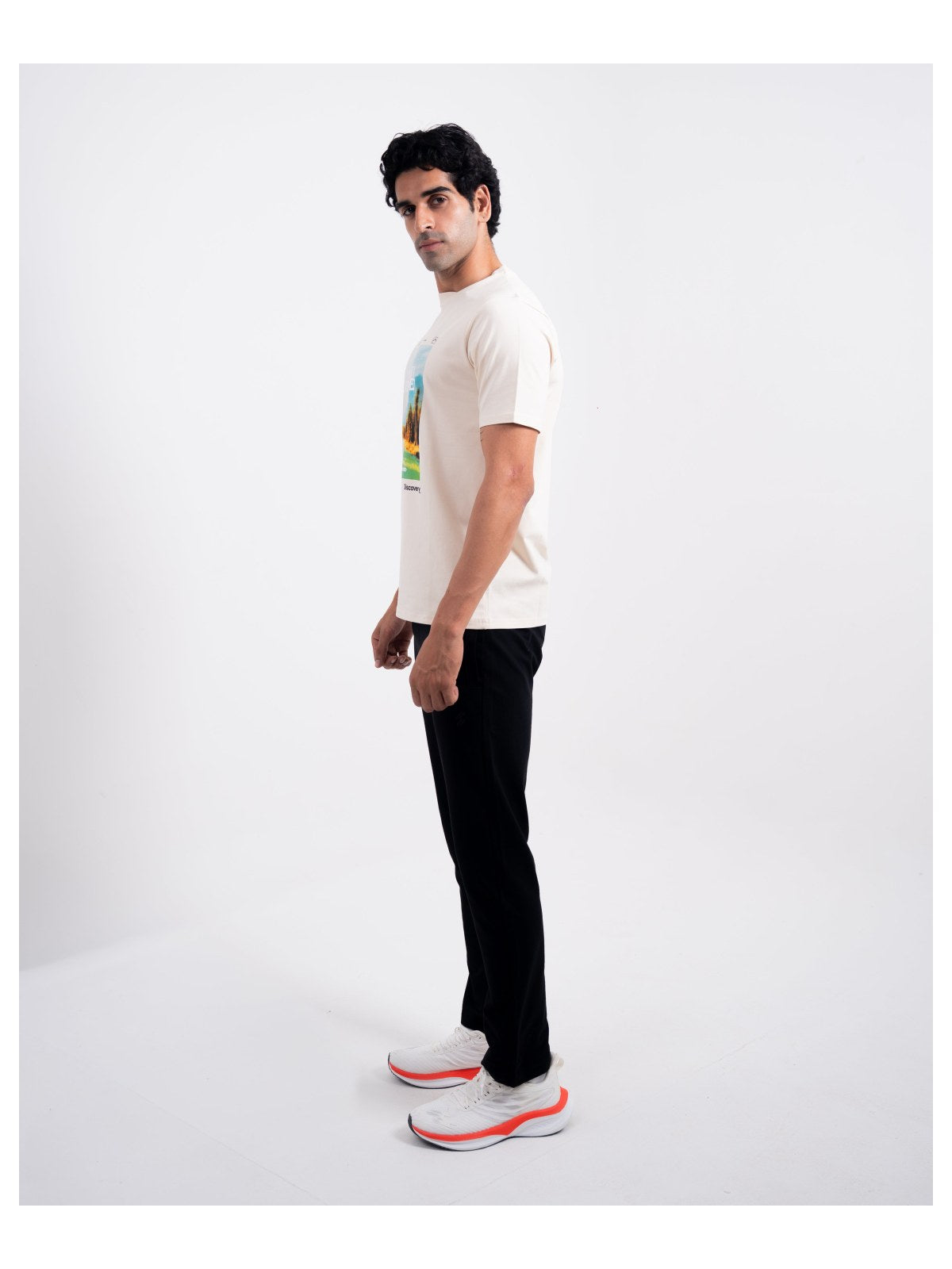 DISCOVERY Men’s River Ecosystem Graphic Tee