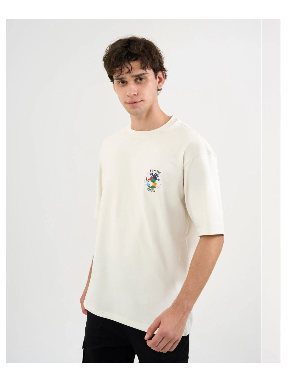 DISCOVERY Men’s We Are Nature Graphic Tee – Off