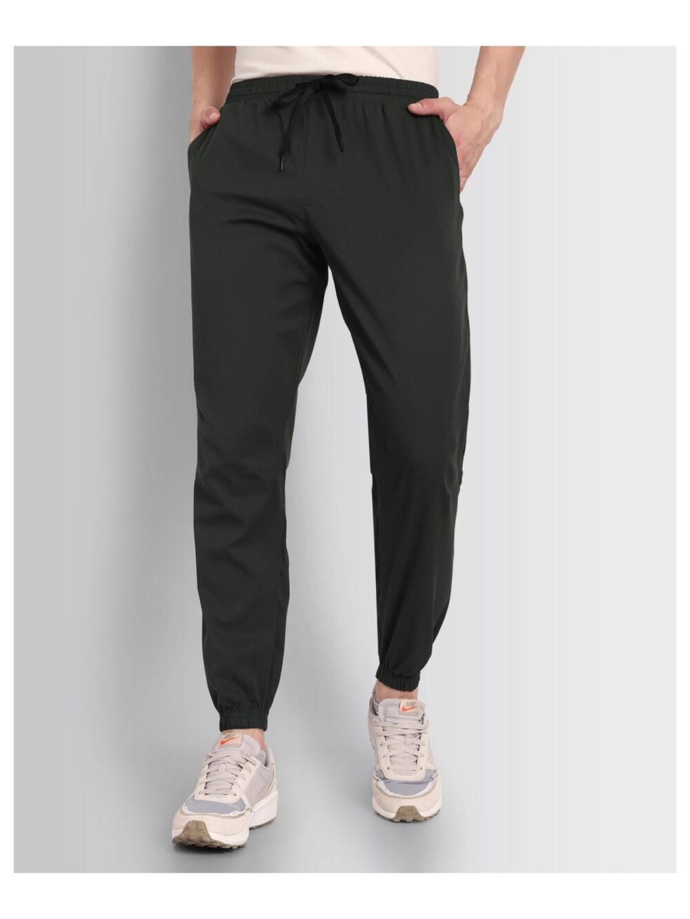 Expedition Joggers in Dark Olive — DCYPHR